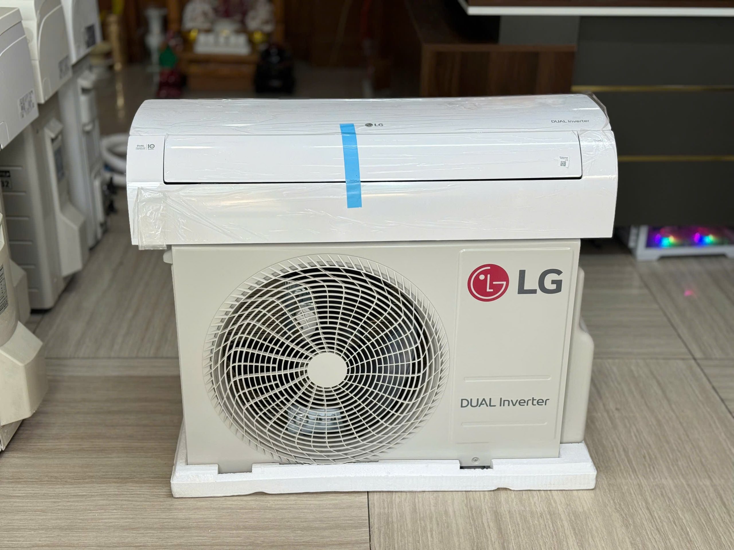 Máy Lạnh LG Inverter 1 HP IEC09G1N MỚI 100%