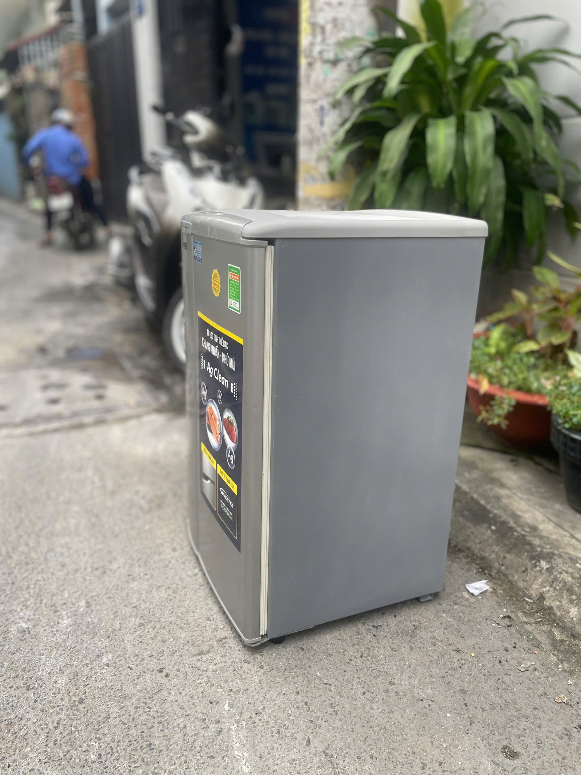 Tủ Lạnh Mini 90L - Ảnh 4