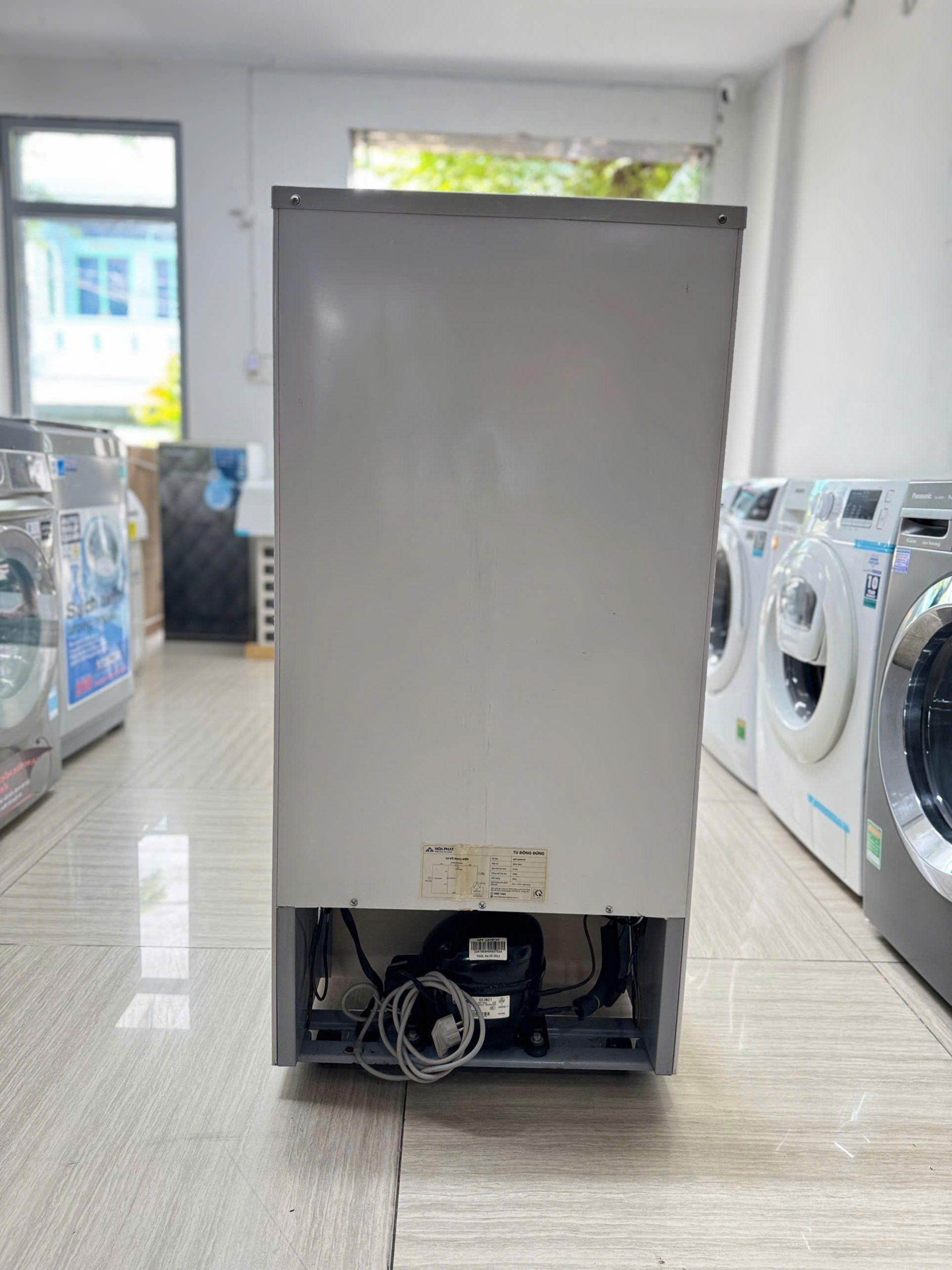 ❄️🧊 TỦ ĐÔNG ĐỨNG HÒA PHÁT 147 LÍT – NHỎ GỌN, TIỆN LỢI, TIẾT KIỆM DIỆN TÍCH 🧊❄️ - Ảnh 4